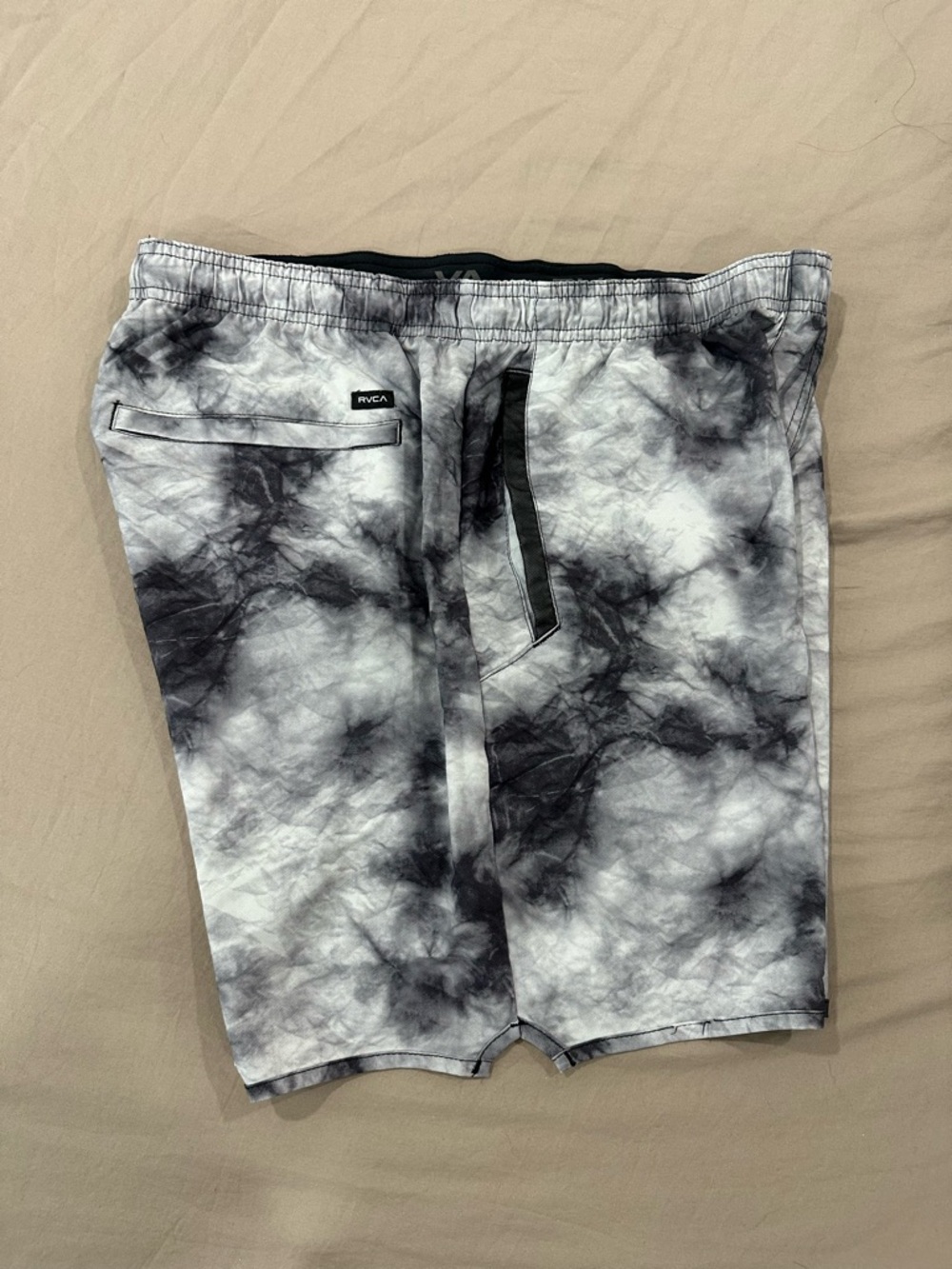 RVCA Men’s Black & White Tie-Dye Athletic Shorts